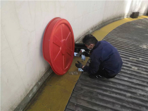 企航地下車庫(kù)安裝廣角鏡 中_副本.jpg 企航地下車庫(kù)安裝廣角鏡 中_副本.jpg