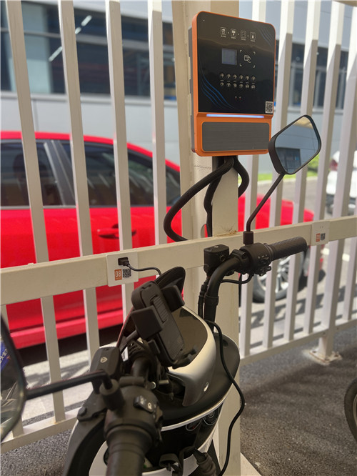 充電樁2_副本.jpg 充電樁2_副本.jpg