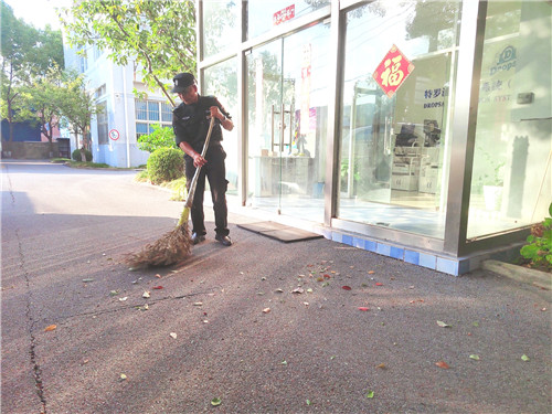 湯兵 (2)_副本.jpg